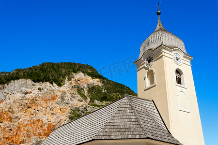 普雷迪尔教堂和矿山 - 弗留利意大利