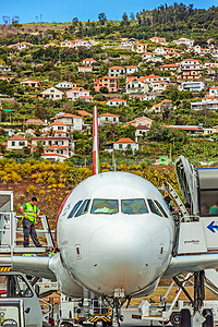 马德拉机场 - 空客 A320