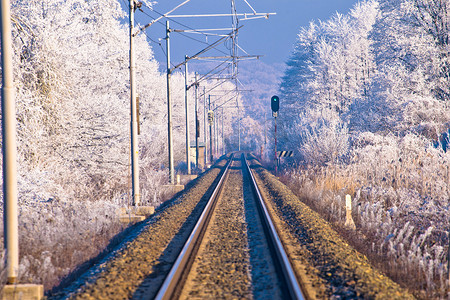 在冬天风景的铁轨