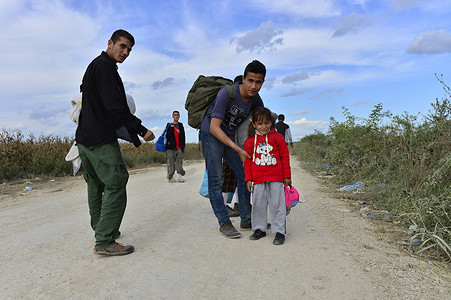加沙难民摄影照片_Sid 的难民（塞尔维亚-克罗地亚边境）