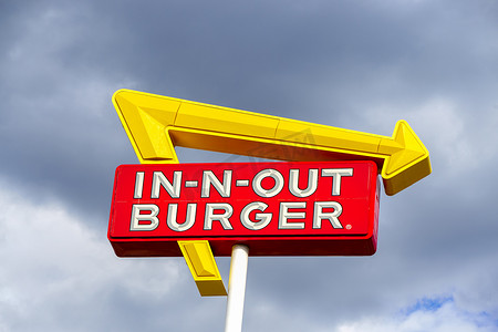 out摄影照片_In-N-Out 汉堡外部标志