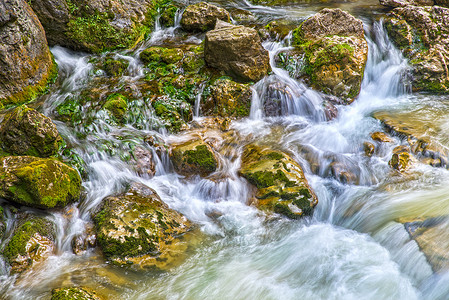 夏季山泉水山河