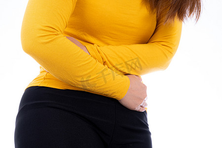 肝痛摄影照片_患有胃痛和受伤的妇女孤立的白色背景。