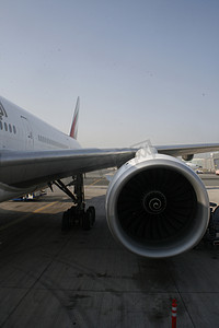有翼的摄影照片_有翼的Arcraft引擎在迪拜