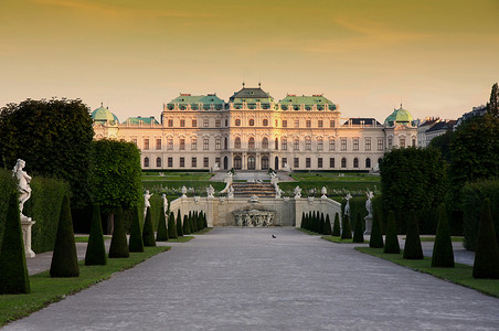 金色渐变文字框摄影照片_巴洛克式的城堡 Belvedere 在维也纳，奥地利