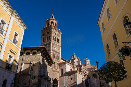 穆德摄影照片_Mediavilla 圣玛丽穆德哈尔大教堂（13 世纪），T