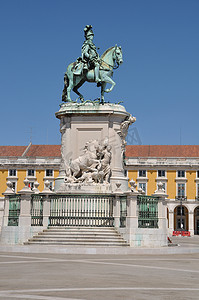 乔斯国王雕像
