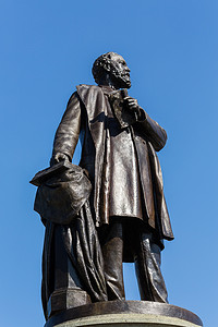遇刺总统詹姆斯·加菲尔德的雕像