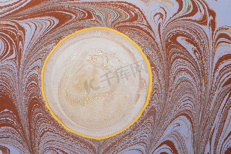 圆形花纹背景摄影照片_Ebru 大理石花纹艺术与圆形图案。