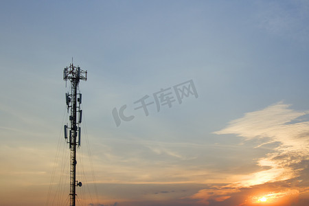 手机网络信号摄影照片_手机通讯塔传输信号皮带