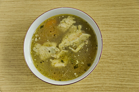 保加利亚风味的鸡肉汤