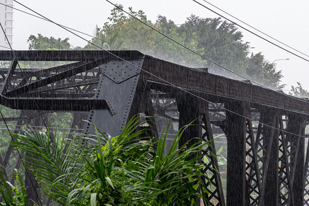 马来西亚季风季节暴雨袭击钢结构