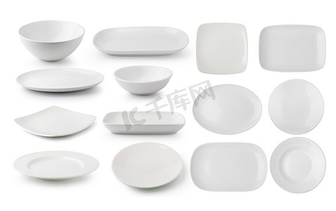 孤立在白色背景上的白色陶瓷盘子和碗