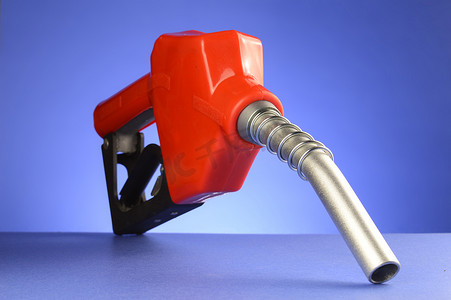 红色加油摄影照片_红色燃油泵