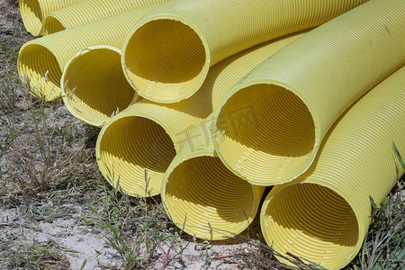 黄色排水管