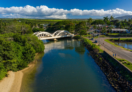 瓦胡岛哈雷瓦阿纳胡卢河上的双拱桥