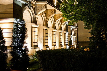 实际摄影照片_罗兹诺瓦努宫夜景——实际的雅西市政厅