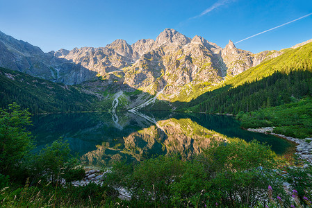 波兰塔特拉山 Morskie Oko 湖的旅游胜地