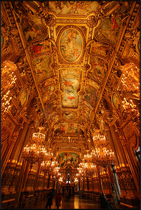 美丽的巴黎歌剧院