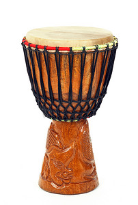 民族乐器碰铃摄影照片_雕刻非洲非洲鼓