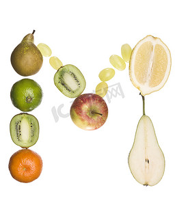 苹果打字摄影照片_字母“M”由水果制成
