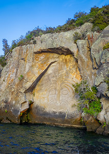 毛利人岩石雕刻，陶波湖，新西兰