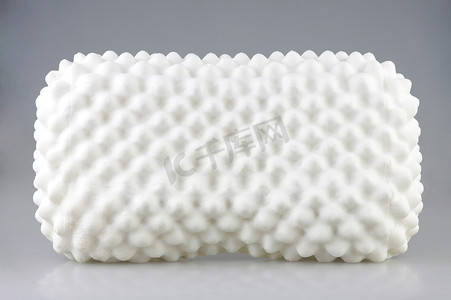 卫生枕头内的乳胶材料可防止螨虫灰尘