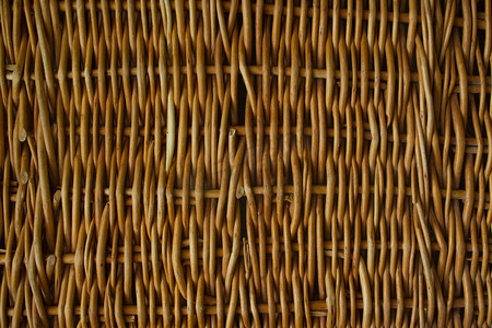 编织木篮