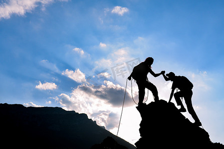 登山帮助、支持和成功