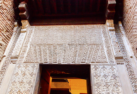 西班牙安达卢西亚格拉纳达入口的阿尔罕布拉宫摩尔墙设计