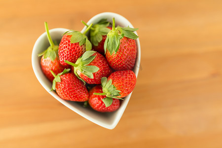 心中的新鲜草莓