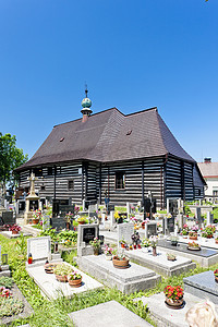 捷克共和国斯拉沃诺夫的木制教堂