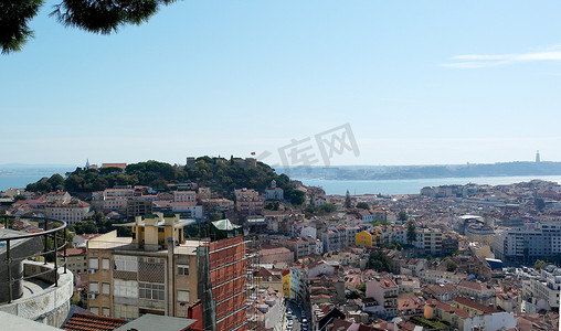 拜月摄影照片_俯瞰葡萄牙首都里斯本
