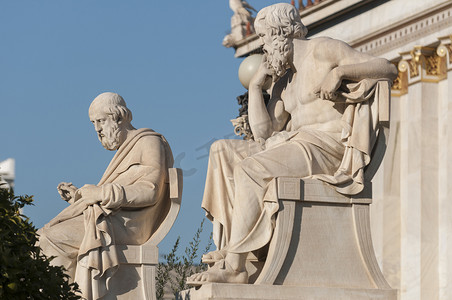 苏格拉底和柏拉图雕像