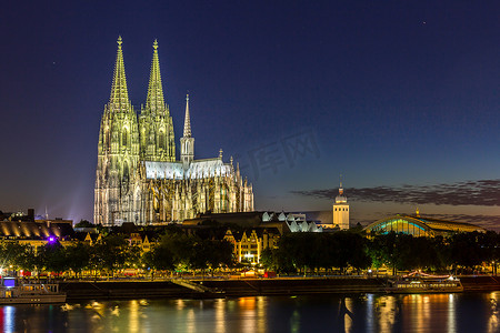 科隆大教堂摄影照片_科隆大教堂 莱茵河
