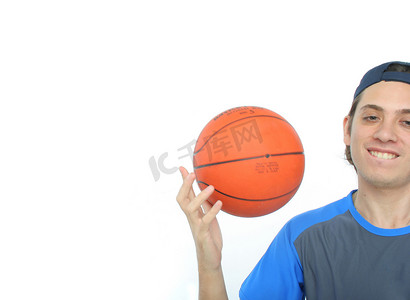 NBA摄影照片_孤立的打篮球的年轻人