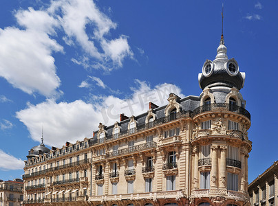 法式建筑摄影照片_蒙彼利埃的法式建筑