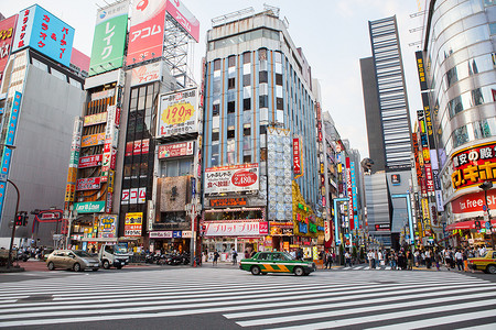 重要场景摄影照片_新宿东京日本-9 月 11 日： 新宿重要地标