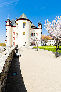 捷克共和国利托米斯尔的修道院花园