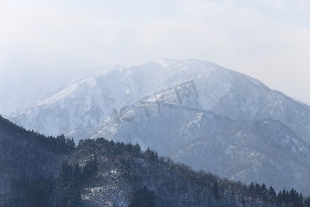 日本高山雪山