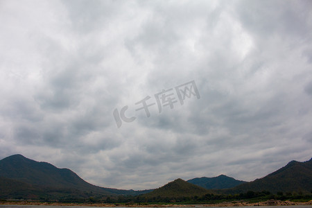 泰国黎府清康的风景河流和山城