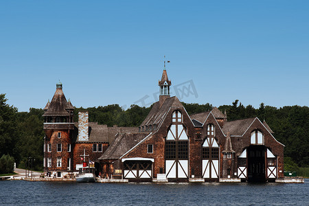 著名博尔特城堡的船屋