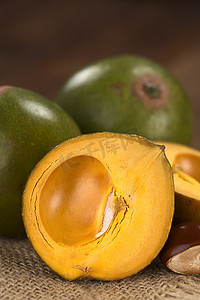 秘鲁水果叫 Lucuma