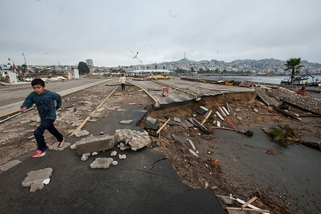 智利 - 科金博 - 海啸 - 地震
