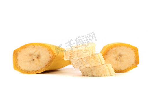 香蕉切片设置隔离在白色背景