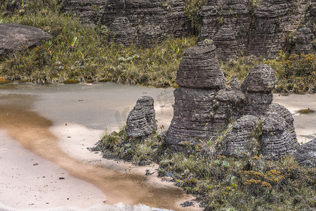 高原 Roraima tepui - 委内瑞拉的奇异古老岩石，