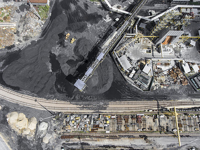 降解摄影照片_波兰南部的煤矿。