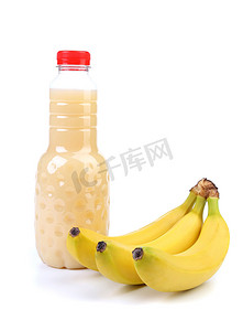 香蕉和瓶果汁