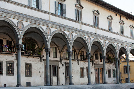 矫揉造作摄影照片_Piazza della Santissima Annunziata 在佛罗伦萨，意大利