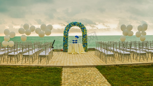 海滩婚礼拱门